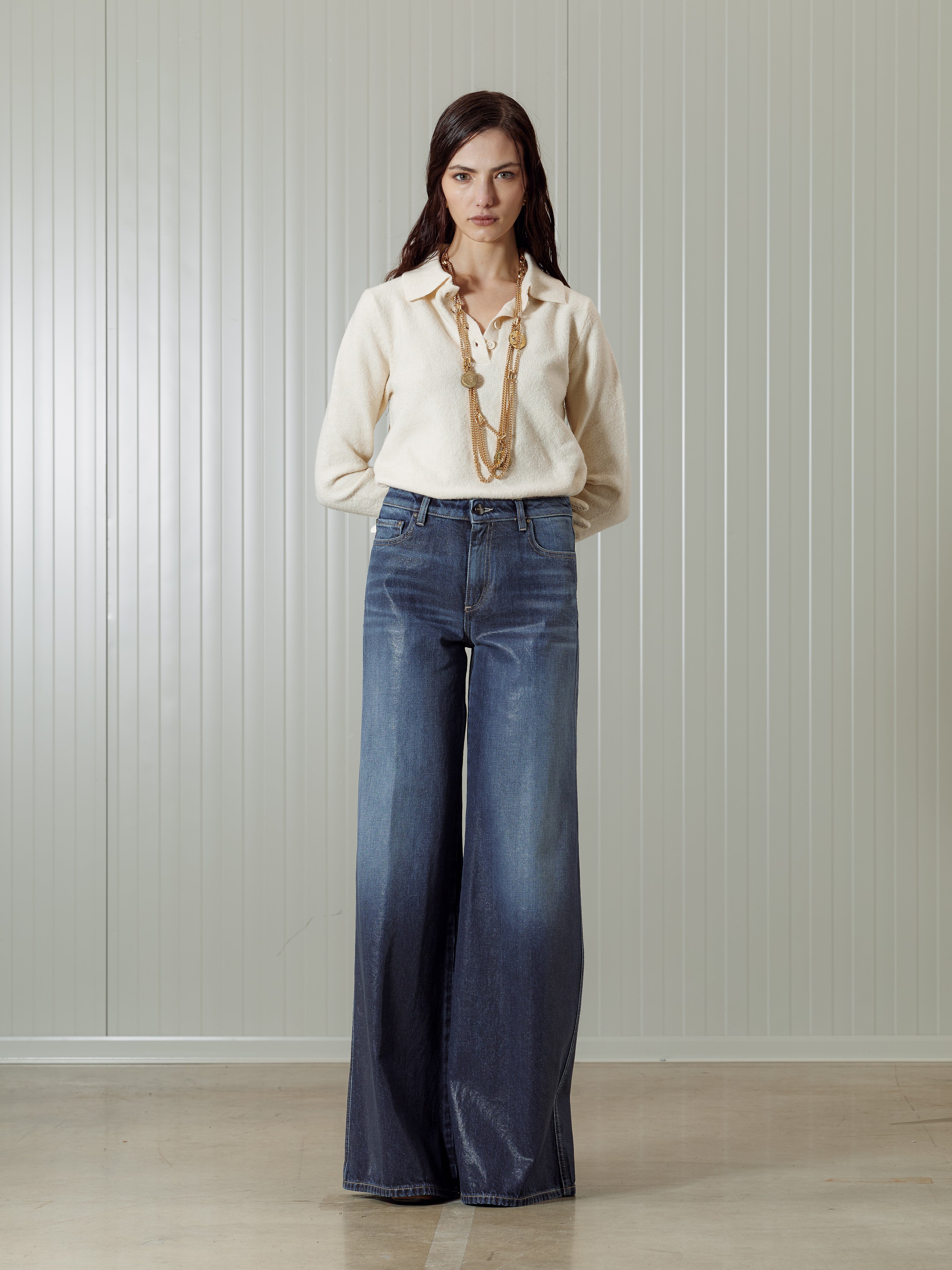 TINA _ VINTAGE BLUE SHINY COATED