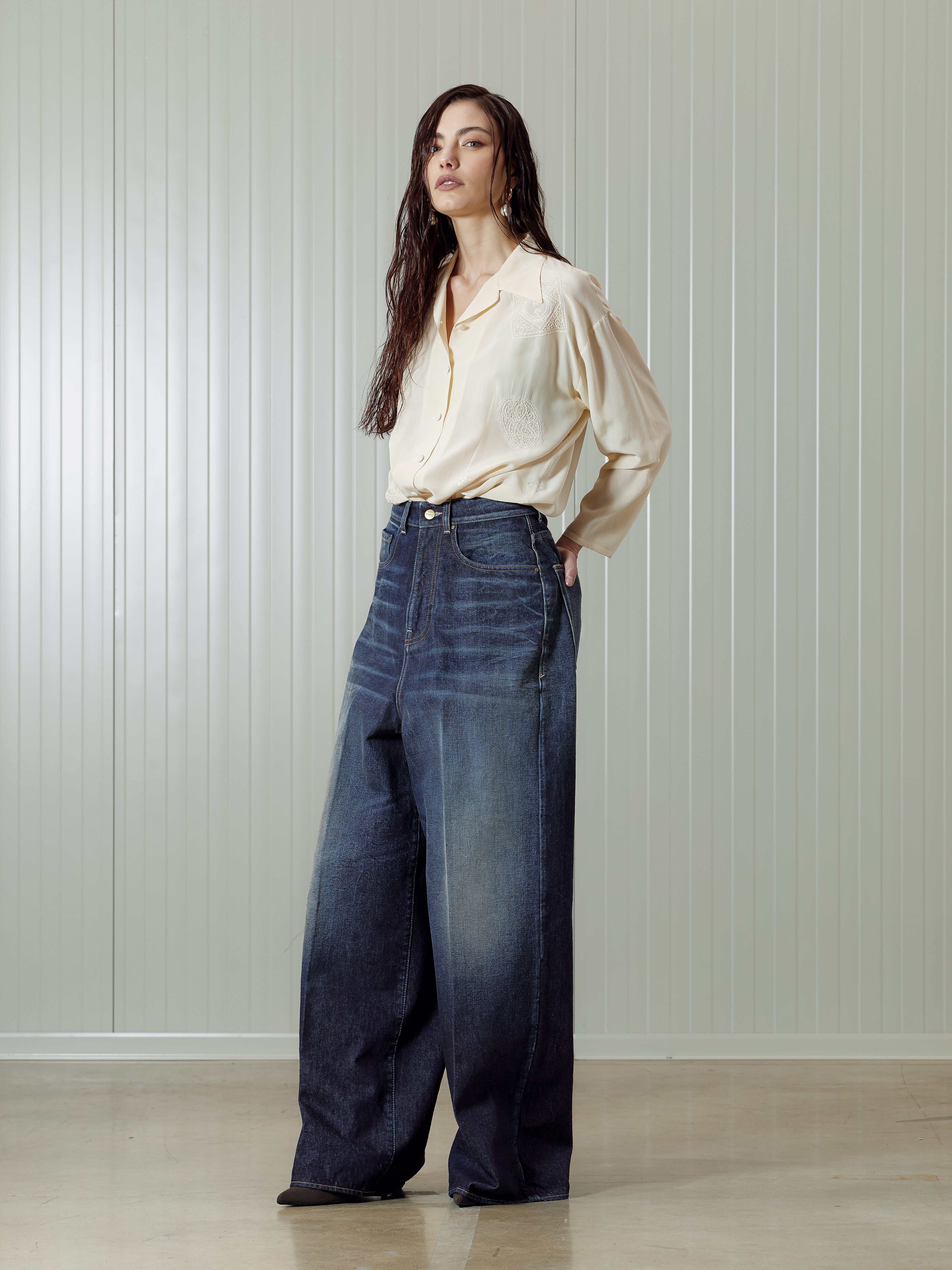 THELMA _ ANTI-FIT DARK OLD VINTAGE